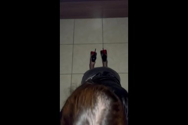 Em nhân viên văn phòng dễ dãi